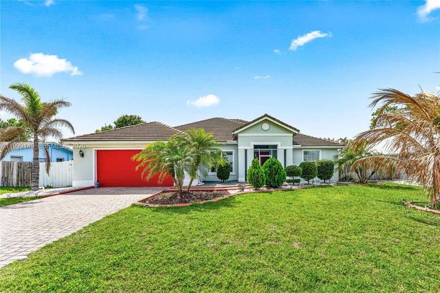 898 Sw Curtis Street, Port St. Lucie