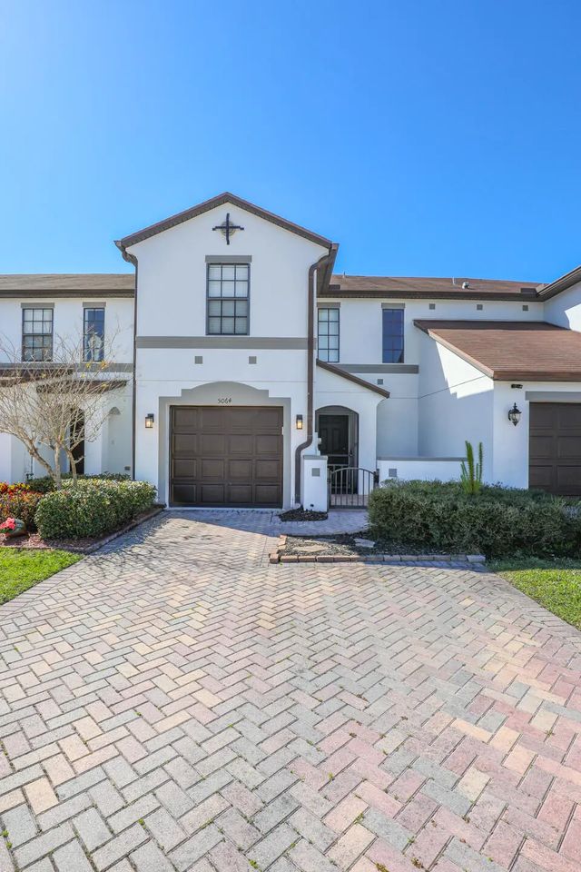 3 of 37 - 5064 Nw Coventry Circle, Port St. Lucie, FL
