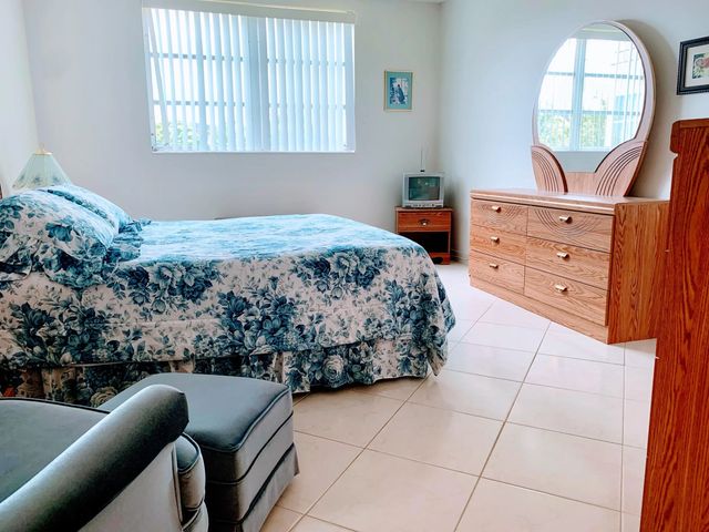 2800 Nw 47th Terrace #304, Lauderdale Lakes