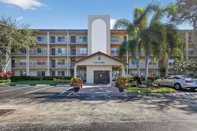 2 of 25 - 901 Sw 128th Terrace #211a, Pembroke Pines, FL