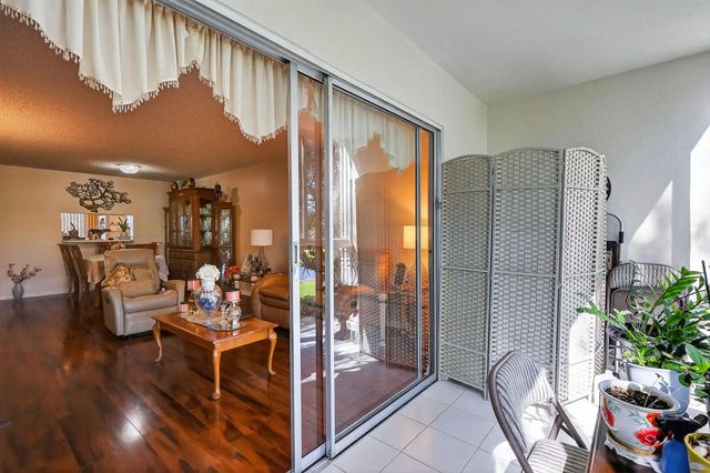 5 of 25 - 901 Sw 128th Terrace #211a, Pembroke Pines, FL