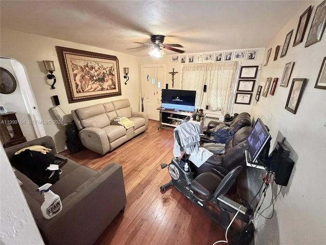 5 of 22 - 777 Ne 144th Street, North Miami, FL