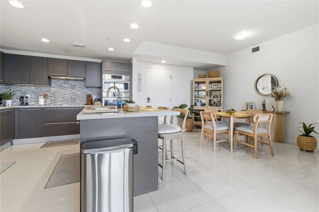4 of 52 - 7875 Nw 107th Avenue #310, Doral, FL