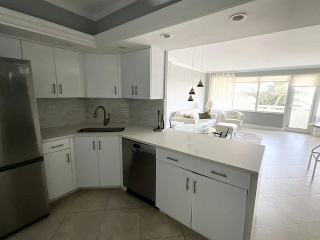 3 of 32 - 3200 Ne 36 Street Ne #512a, Fort Lauderdale, FL