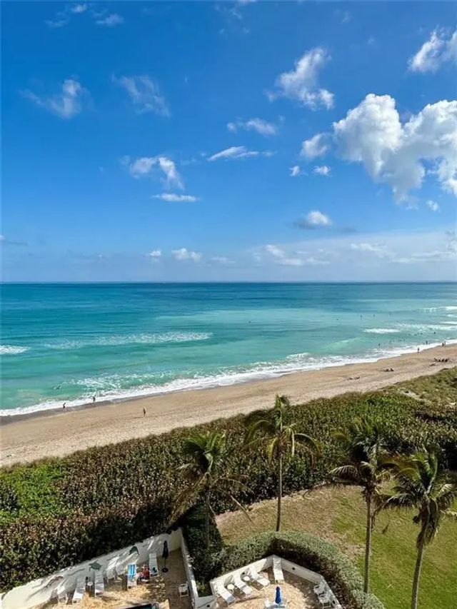 9650 S Ocean Drive S #809, Jensen Beach