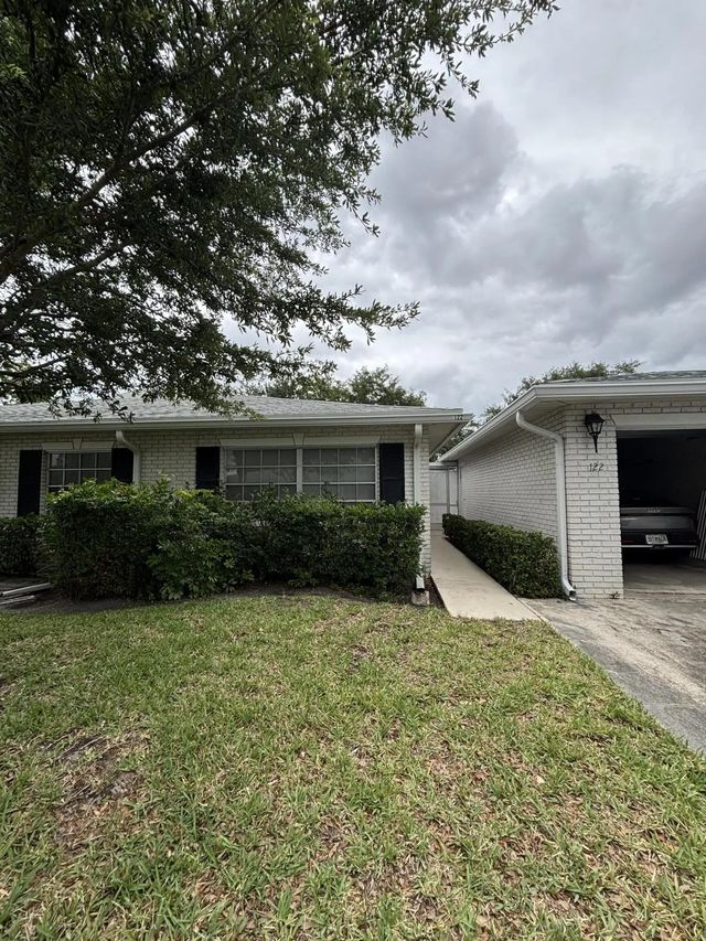 10084 S 42nd Dr Drive #122, Boynton Beach