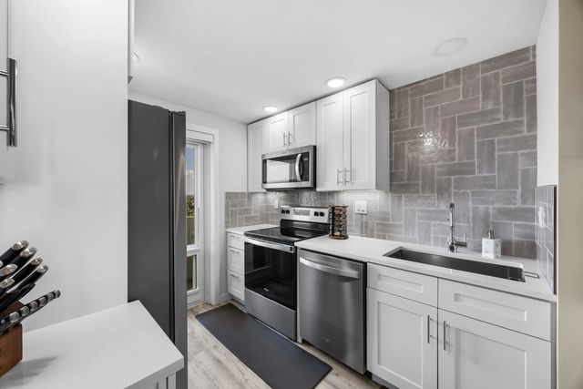 3 of 33 - 1630 N Ocean Boulevard #812, Pompano Beach, FL