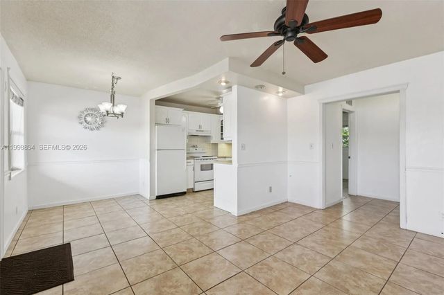 22 Se 3rd Terrace #18, Dania Beach