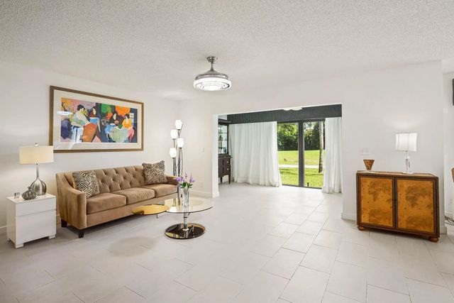5 of 40 - 5338 S Fountains Dr Drive S, Lake Worth, FL