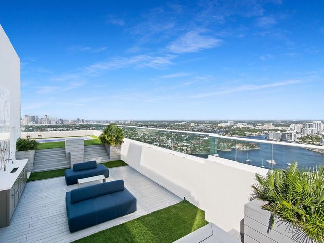 3 of 84 - 101 S Fort Lauderdale Beach Boulevard #2905, Fort Lauderdale, FL