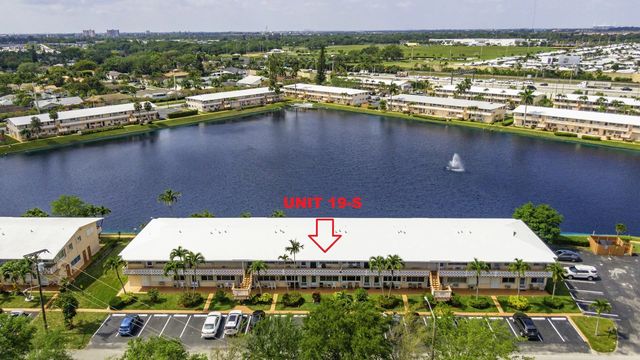 2 of 51 - 900 Sw 10th Terrace #s-19, Hallandale Beach, FL