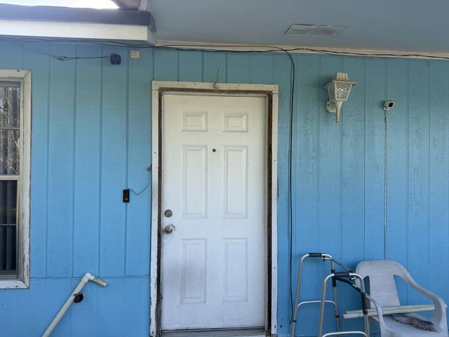 3 of 5 - 4666 E Holt, West Palm Beach, FL