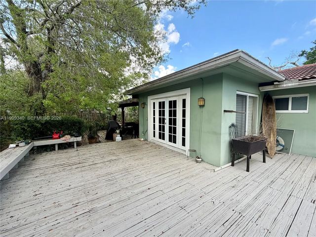 5 of 34 - 1581 Sw 27th Terrace, Fort Lauderdale, FL