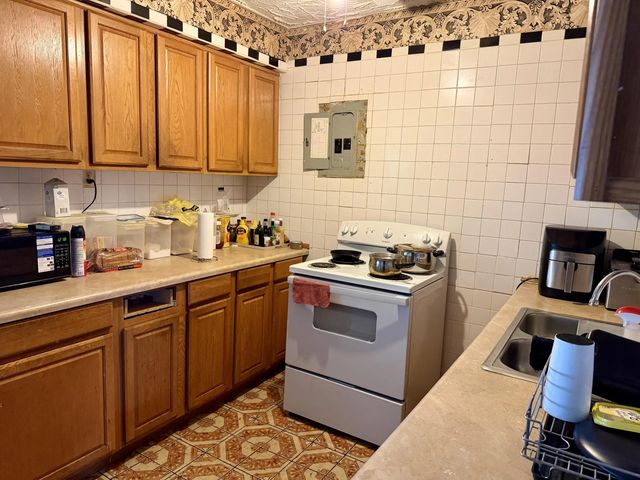 5 of 8 - 1004 Nw 12th Street, Fort Lauderdale, FL