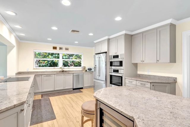 500 Gardenia Lane, Vero Beach