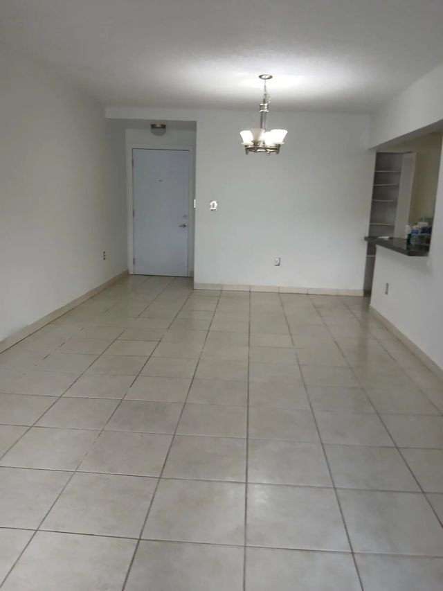 2 of 5 - 10237 Nw 9th St Circle #108-4, Miami, FL