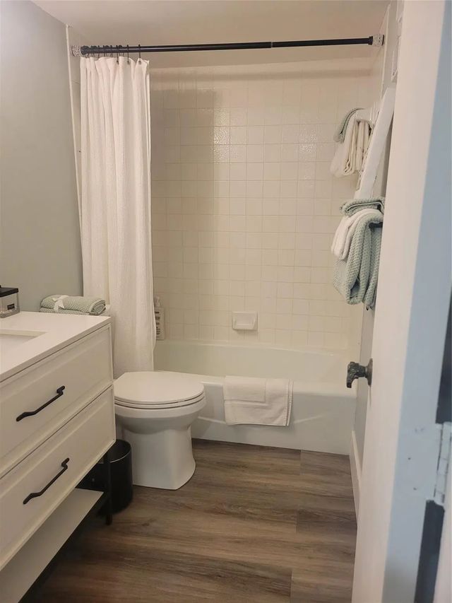 3 of 7 - 3940 Inverrary Boulevard #407-a, Lauderhill, FL