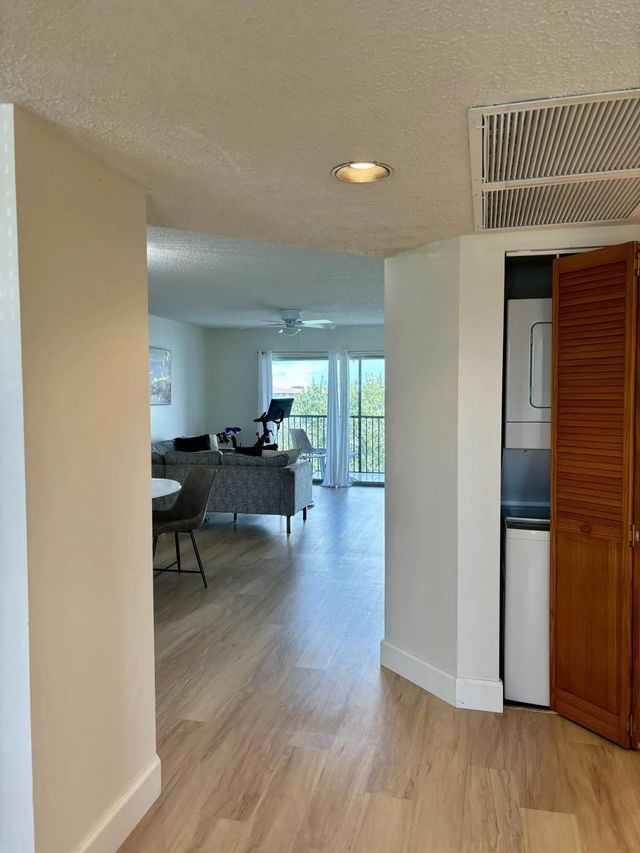 4 of 27 - 1400 Sw 131st Way #408q, Pembroke Pines, FL