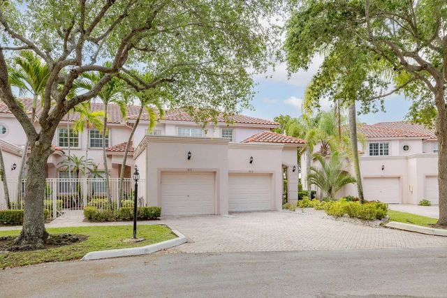 8050 Aberdeen Drive #202, Boynton Beach