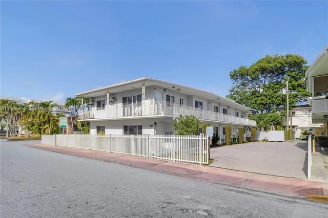 3 of 17 - 8129 Abbott Avenue #10, Miami Beach, FL