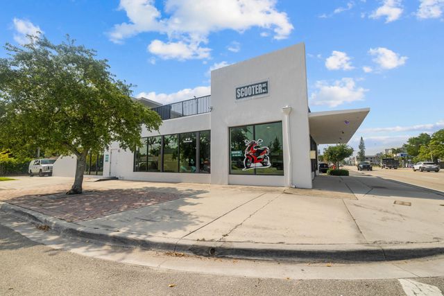 2 of 27 - 1914 N Dixie Highway, Lake Worth Beach, FL