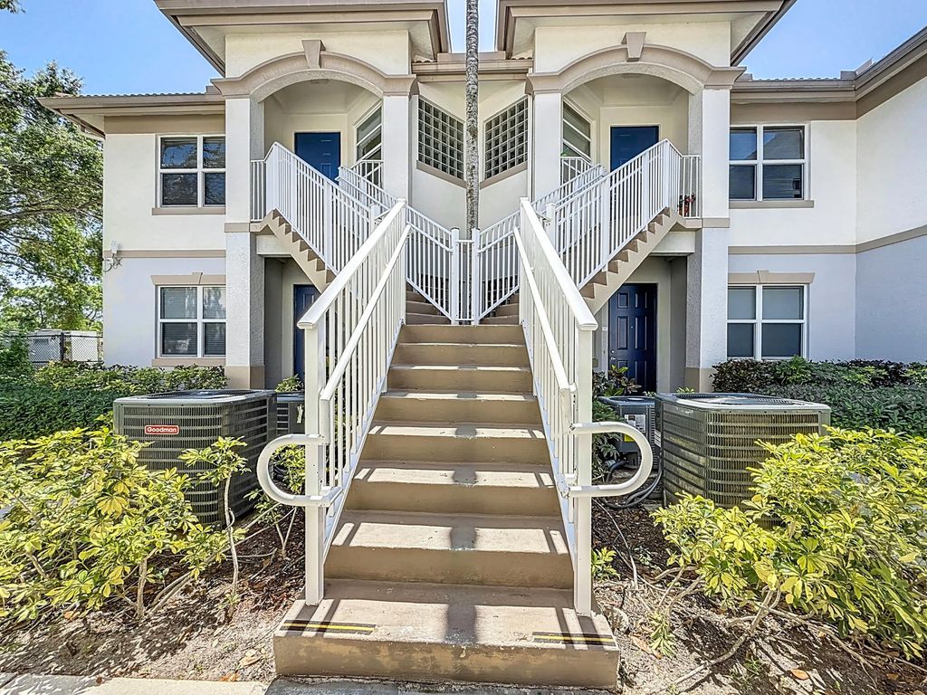 3180 N Haverhill Road #102, West Palm Beach