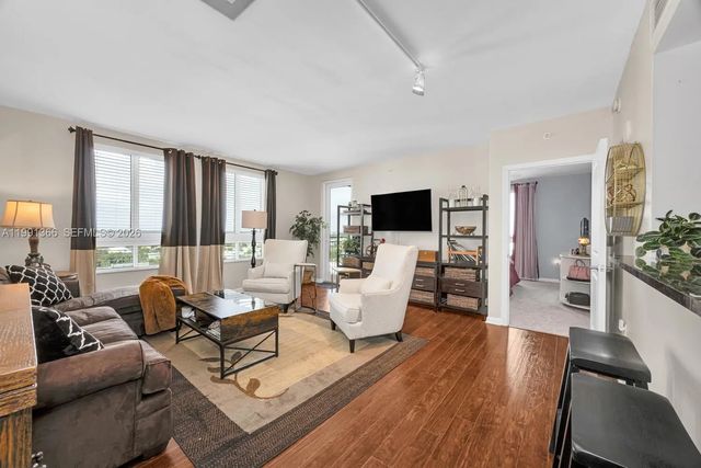 7350 Sw 89th Street #1511s, Miami