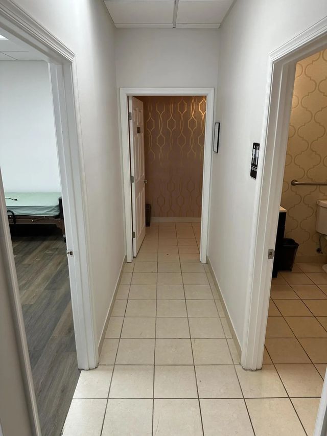 4 of 11 - 6435 W Commercial Boulevard, Lauderhill, FL