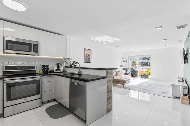2 of 25 - 6545 Indian Creek Drive #306, Miami Beach, FL