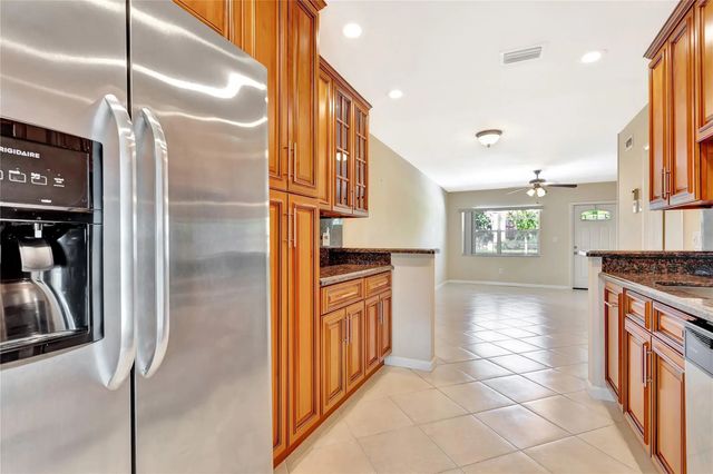 4 of 33 - 7290 Nw 1st Street #205, Margate, FL