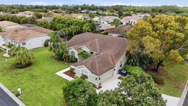 2 of 47 - 12761 Dresden Court, Fort Myers, FL