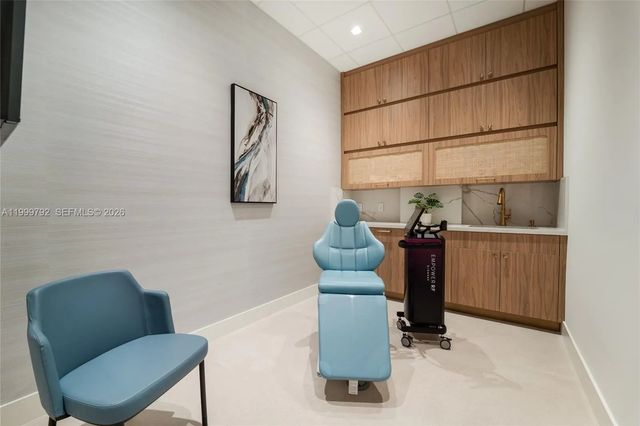 5 of 9 - 1340 S Dixie Highway, Coral Gables, FL
