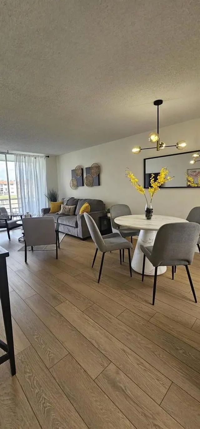 2801 N Pine Island Road #207, Sunrise