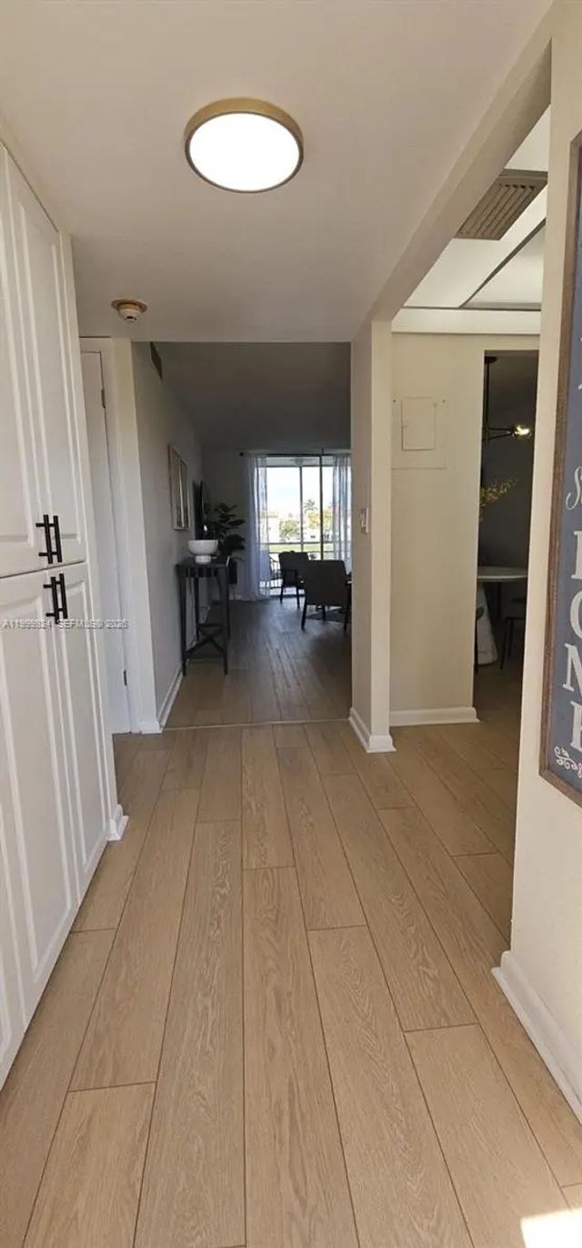 4 of 11 - 2801 N Pine Island Road #207, Sunrise, FL