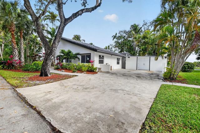 2 of 55 - 4701 Nw 1st Place, Deerfield Beach, FL
