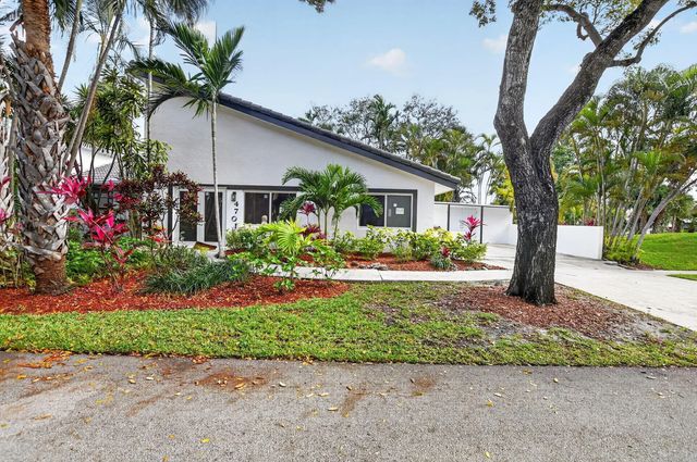 3 of 55 - 4701 Nw 1st Place, Deerfield Beach, FL