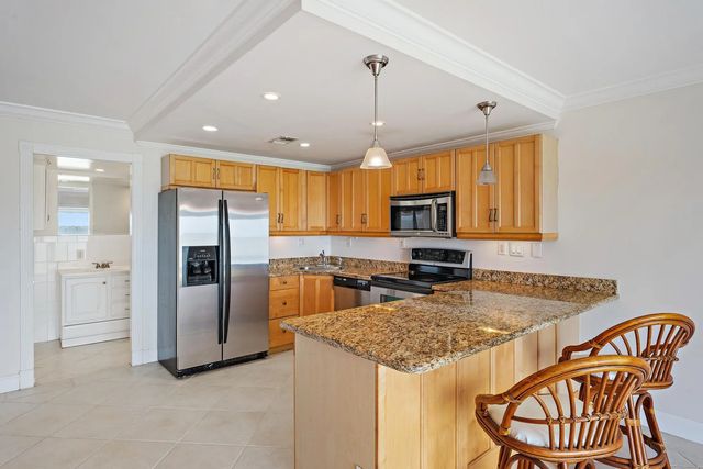 4 of 21 - 400 Wilma Circle #108, Riviera Beach, FL