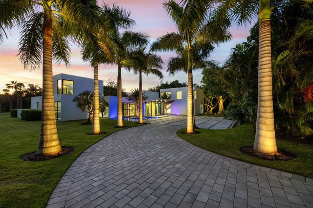 2 of 62 - 12 N Beach Road, Jupiter Island, FL