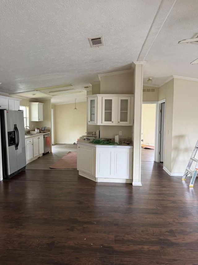 4 of 5 - 8557 Sw 18th Street, Davie, FL