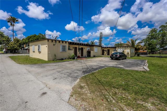 4 of 30 - 611 Sw 8th Avenue, Homestead, FL