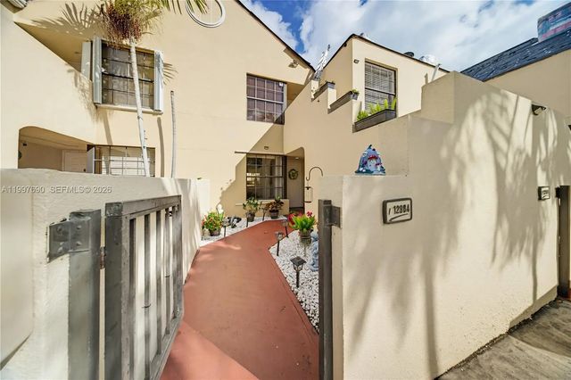 12984 Sw 88th Lane #b104, Miami