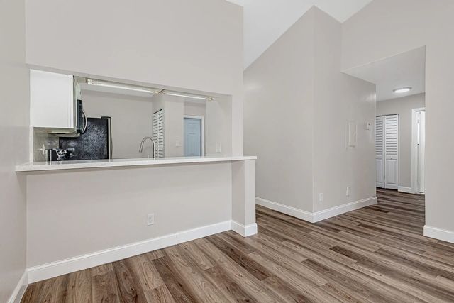 3 of 31 - 11500-11506 Nw 43rd Court, Coral Springs, FL