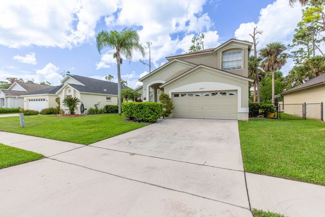 2 of 27 - 15157 Oak Chase Court, Wellington, FL