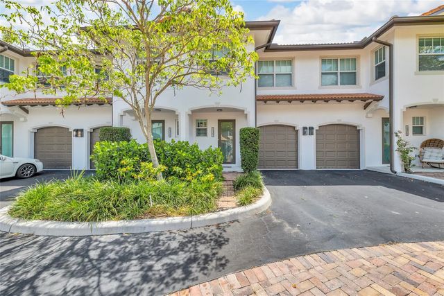 3 of 34 - 1327 Se 3rd Avenue, Pompano Beach, FL
