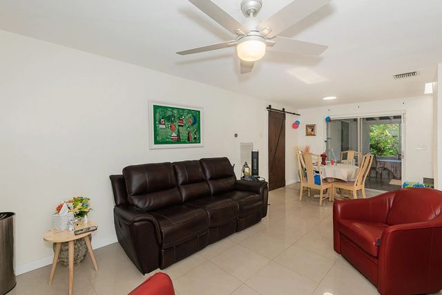 3 of 29 - 710 Ne 58th Court #0, Oakland Park, FL