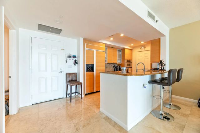 5 of 30 - 1819 Se 17th Street #802, Fort Lauderdale, FL