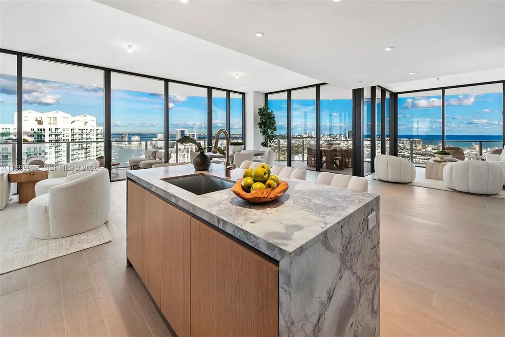 500 Alton Road #2903, Miami Beach
