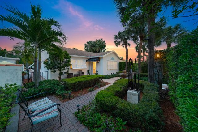 5 of 29 - 205 N 18th Ave Avenue N, Lake Worth Beach, FL