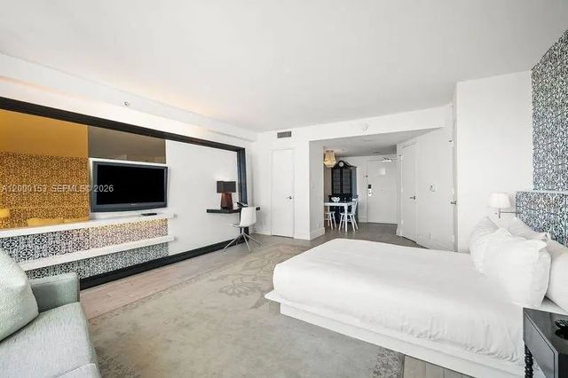 3 of 23 - 1100 West Avenue #819, Miami Beach, FL