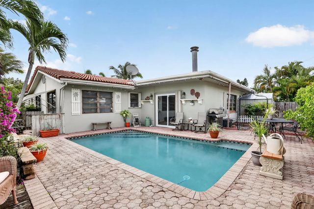 2 of 38 - 1931 Ne 27th Street, Lighthouse Point, FL